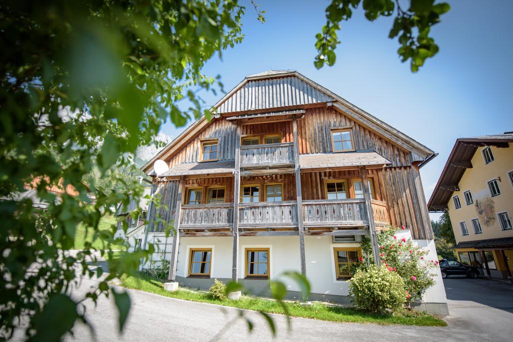 Mayer - Wirtshaus Und Dorfhotel Sankt Martin am Grimming Extérieur photo