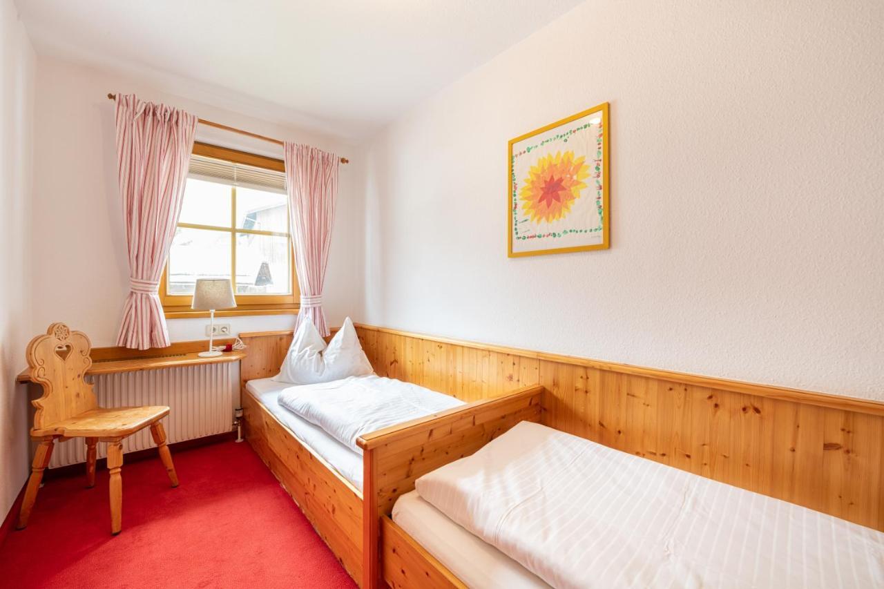 Mayer - Wirtshaus Und Dorfhotel Sankt Martin am Grimming Extérieur photo